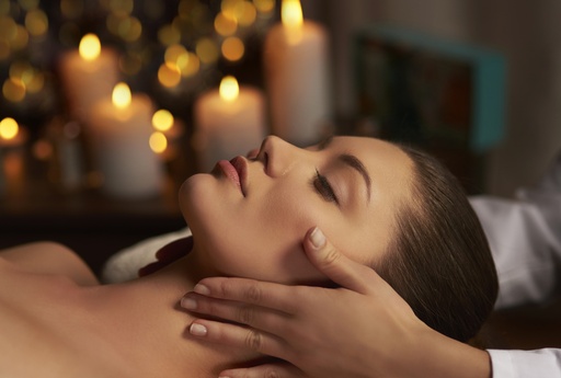 Soin du visage classique relaxant